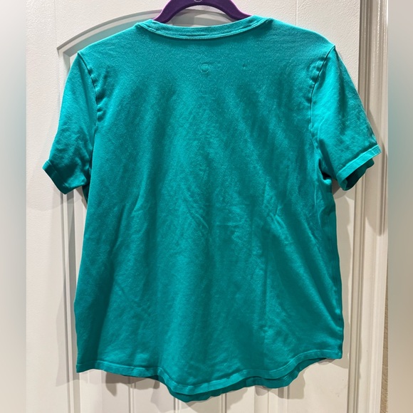 Lululemon Love V-Neck T-Shirt in Maldives Green - Picture 7 of 10